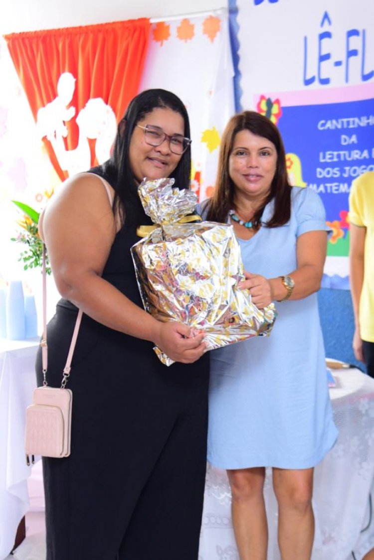 Educação realiza café da manhã em homenagem ao Dia das Mães