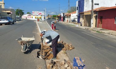 Infraestrutura de Floriano recupera danos nas ruas provocados por chuva intensa