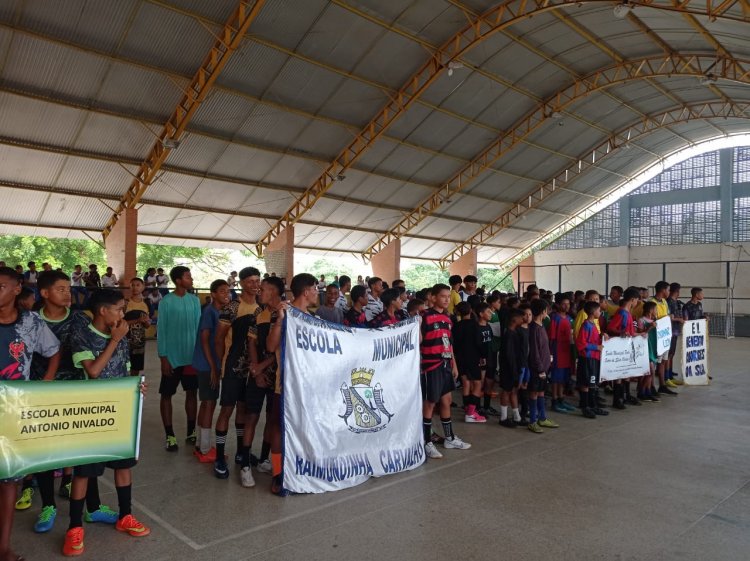 Educação realiza Torneio de Futsal na Escola Municipal Francisco Dutra