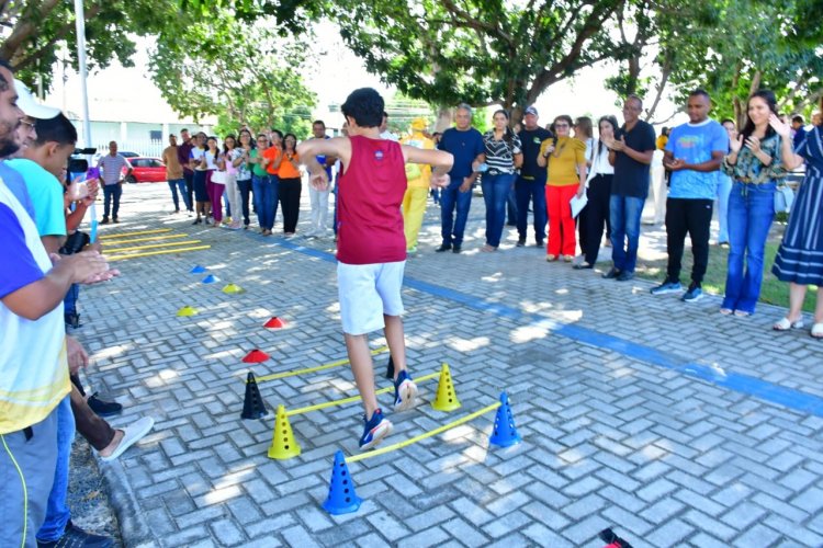 Saúde de Floriano entrega novos kits de atividade física para os polos do IAF