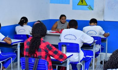 Educação de Floriano participa das avaliações do SAEPI