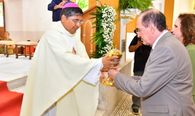 Missa em ação de graças e hasteamento de bandeiras precedem solenidade de posse do prefeito e vice de Floriano