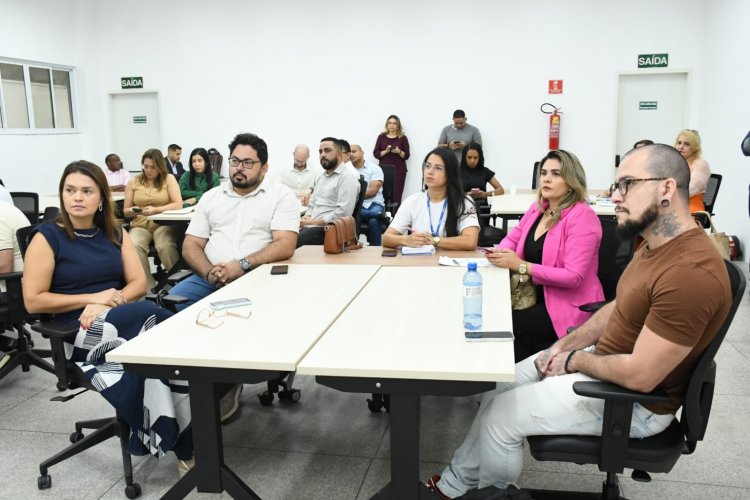 Prefeitura de Floriano participa de capacitação para construção da 'Agenda de Desenvolvimento Econômico Local'