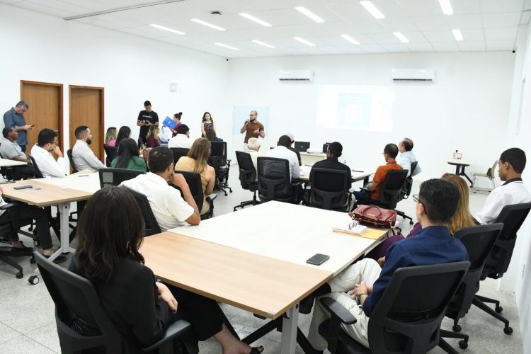Prefeitura de Floriano participa de capacitação para construção da 'Agenda de Desenvolvimento Econômico Local'