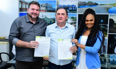 Prefeitura de Floriano oficializa separação e empossa novos secretários de Cultura e de Esporte e Lazer