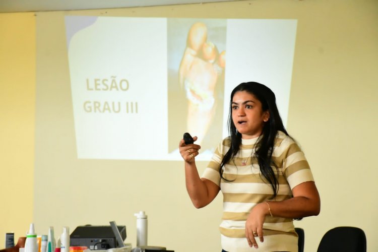 Saúde de Floriano promove curso de atualização em feridas e coberturas