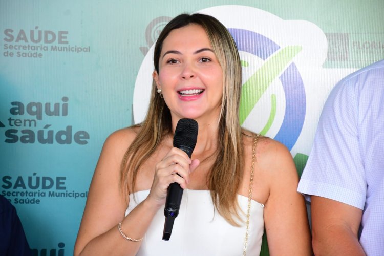 Saúde de Floriano comemora 19 anos do SAMU com entrega de duas novas ambulâncias