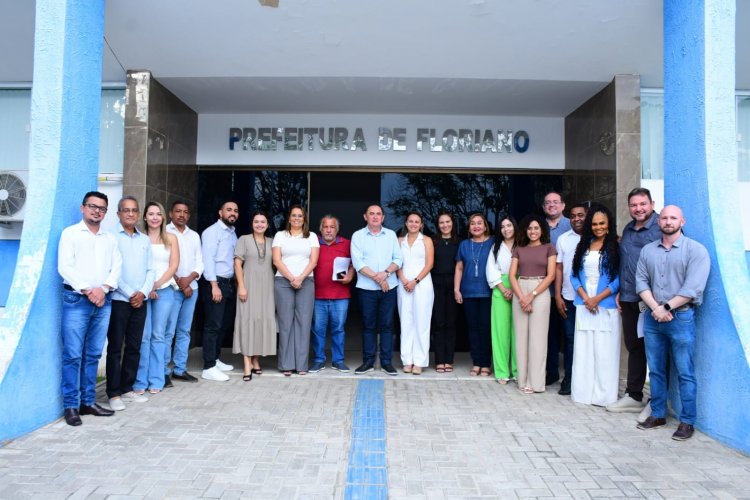 Prefeitura de Floriano oficializa separação e empossa novos secretários de Cultura e de Esporte e Lazer
