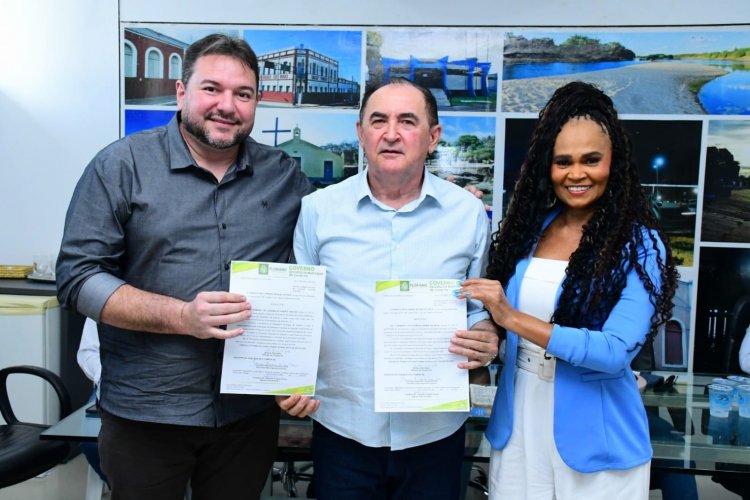 Prefeitura de Floriano oficializa separação e empossa novos secretários de Cultura e de Esporte e Lazer