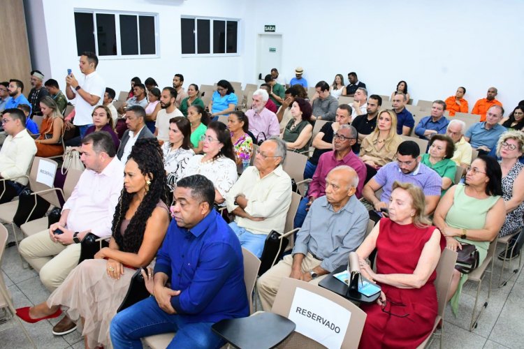 Prefeitura de Floriano entrega oficialmente o Inventário Turístico do Município