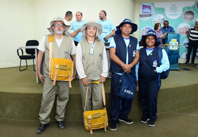 Prefeitura de Floriano entrega novo fardamento aos Agentes de Saúde e de Combate às Endemias