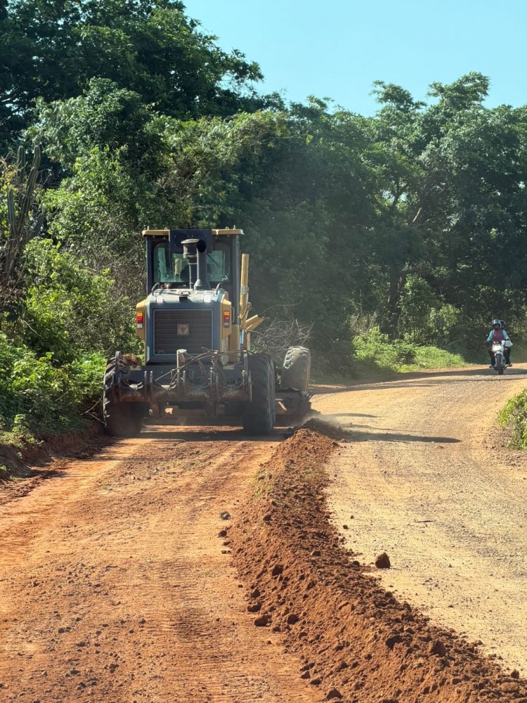 Infraestrutura de Floriano recupera estradas vicinais do município