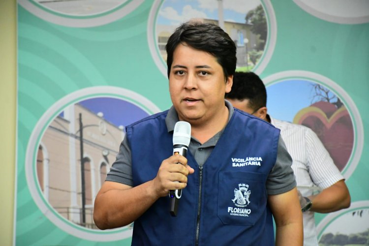 Prefeitura de Floriano se reúne com barraqueiros que atuarão no Carnaval 2026