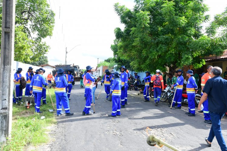 Infraestrutura: Prefeitura de Floriano lança projeto ‘Nosso Bairro é Limpeza’ 2026
