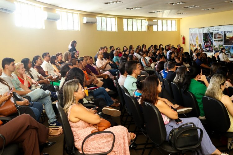 Profissionais da odontologia participam de capacitação sobre novas normas de biossegurança em Floriano
