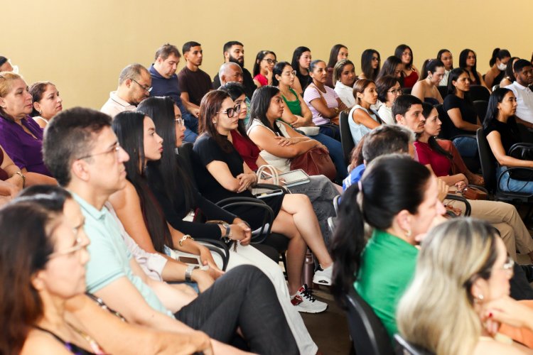 Profissionais da odontologia participam de capacitação sobre novas normas de biossegurança em Floriano