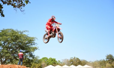 129 ANOS: Prefeitura apoia realização do 4º Motocross e fortalece calendário esportivo de Floriano