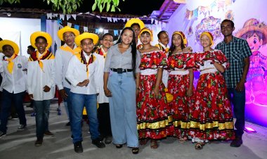 “Arraiá do Ribamar” celebra cultura popular e marca encerramento do semestre letivo na E.M. Ribamar Leal