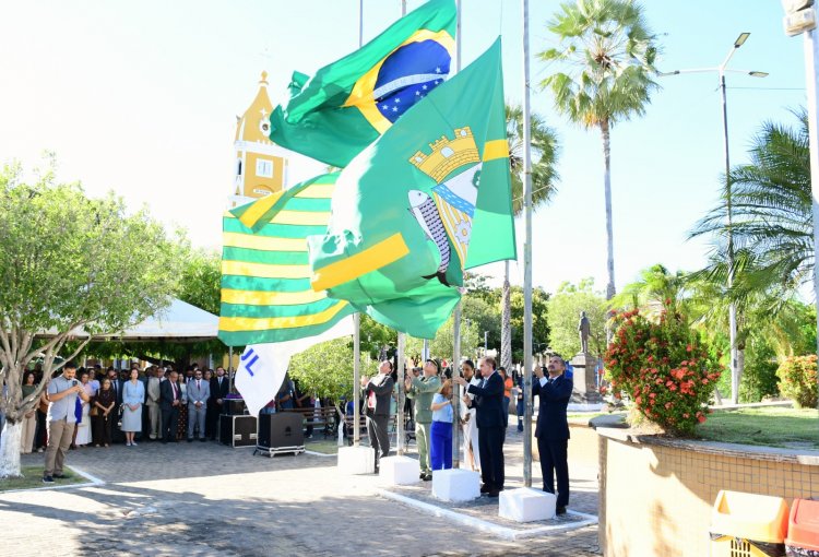 129 ANOS: Floriano celebra o Dia da Bandeira do município com solenidade cívica e Feira da Agricultura Familiar