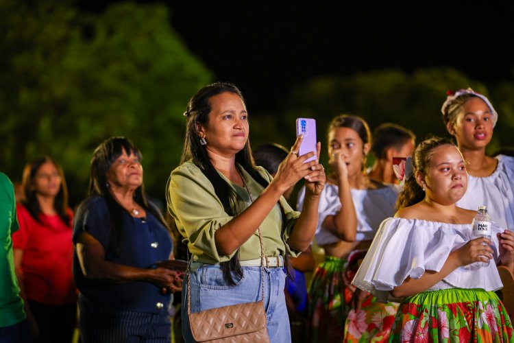 Noite Histórica: Festival de Talentos da Rede Municipal Revela Talentos e Resgata Tradição em Floriano