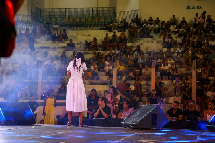 Noite Histórica: Festival de Talentos da Rede Municipal Revela Talentos e Resgata Tradição em Floriano