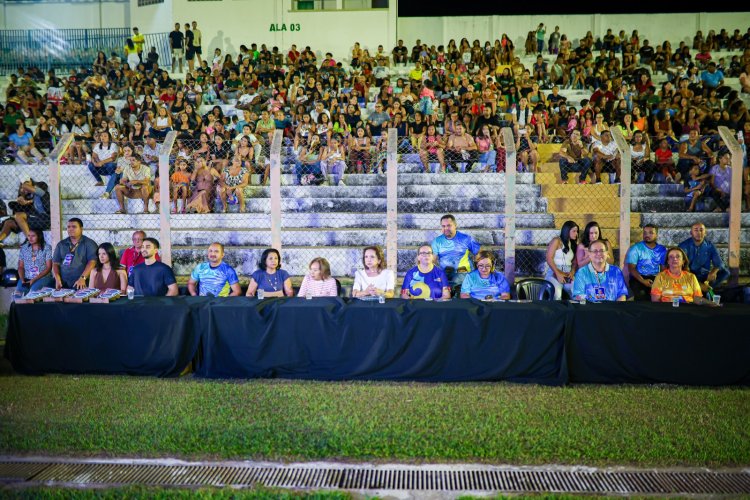 Noite Histórica: Festival de Talentos da Rede Municipal Revela Talentos e Resgata Tradição em Floriano