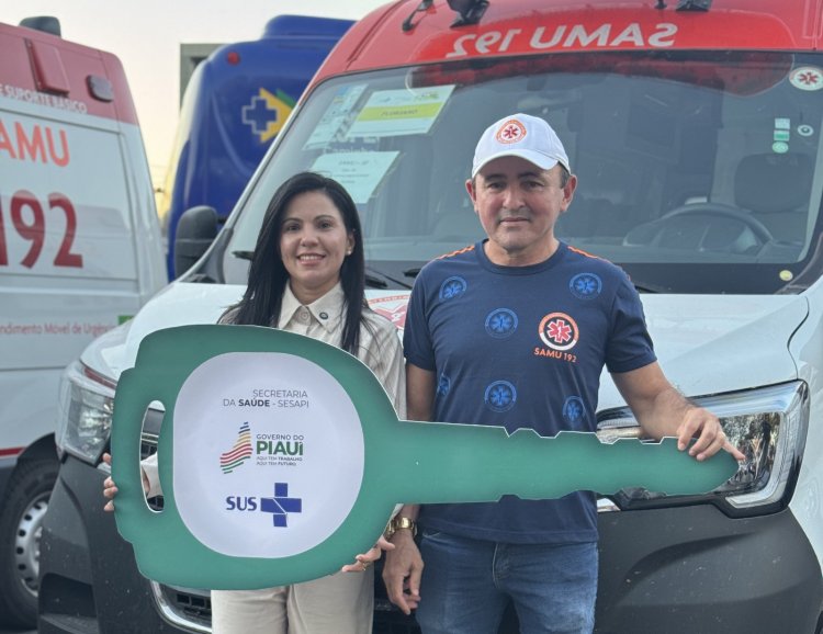 Prefeitura de Floriano recebe ambulância, equipamentos odontológicos e pá carregadeira do Governo Federal