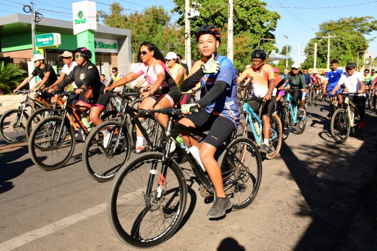 129 anos: Passeio ciclístico reúne cerca de 1.500 participantes nas comemorações do aniversário de Floriano