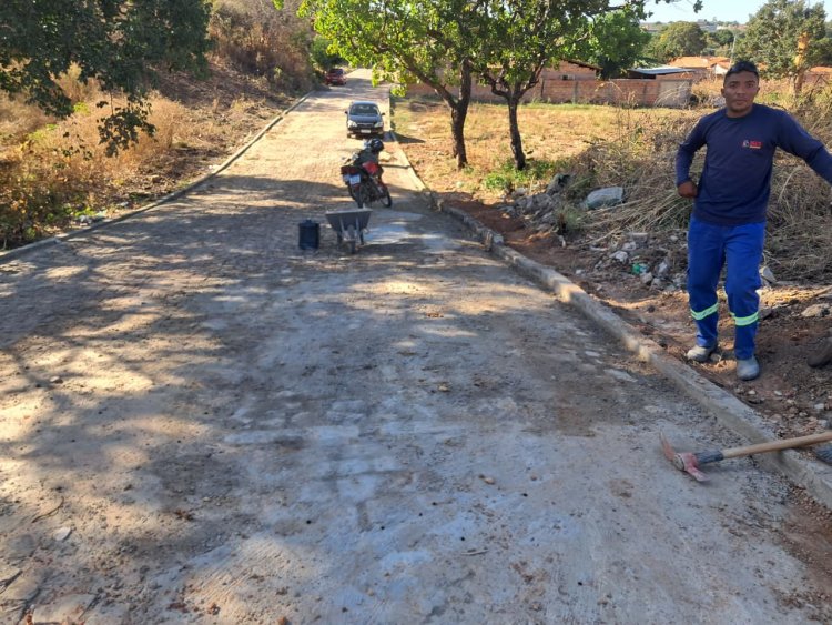 Infraestrutura em Ação: Operação Tapa-Buraco avança na recuperação das vias públicas de Floriano