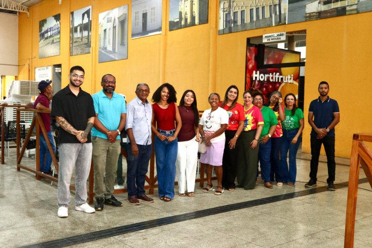 Secretaria de Saúde promove Dia D de Combate às Hepatites Virais com ações no Mercado Público
