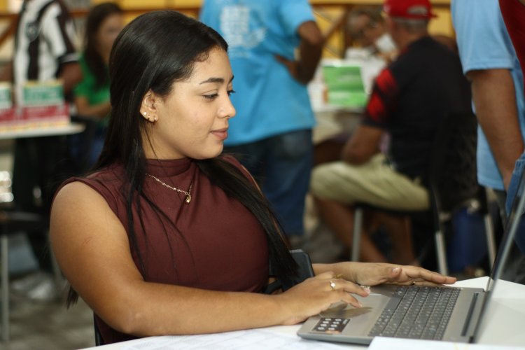 Secretaria de Saúde promove Dia D de Combate às Hepatites Virais com ações no Mercado Público