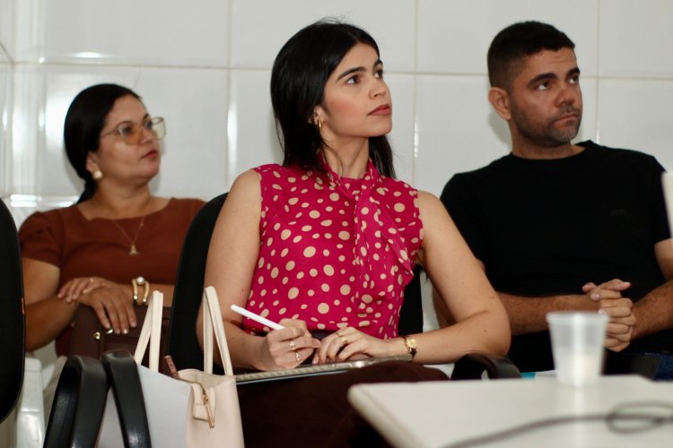 Secretaria de Saúde promove palestra do Julho Laranja e reforça prevenção ortodôntica infantil em Floriano