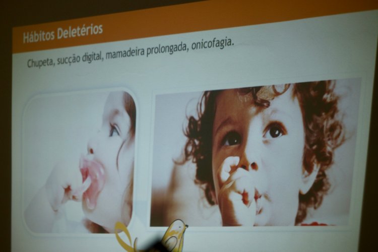 Secretaria de Saúde promove palestra do Julho Laranja e reforça prevenção ortodôntica infantil em Floriano